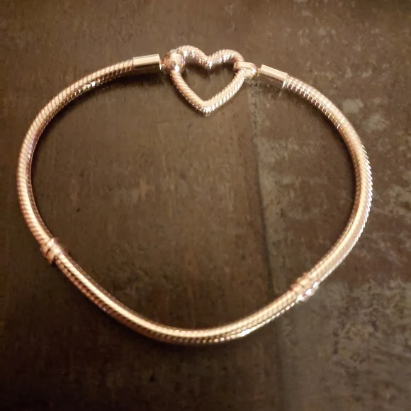14k Gold Pandora Bracelet - Picture 7 of 7